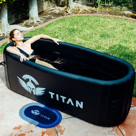 Diving-into-Cold-Therapy-Ice-Baths-vs.-Cold-Plunges Titan Plunge