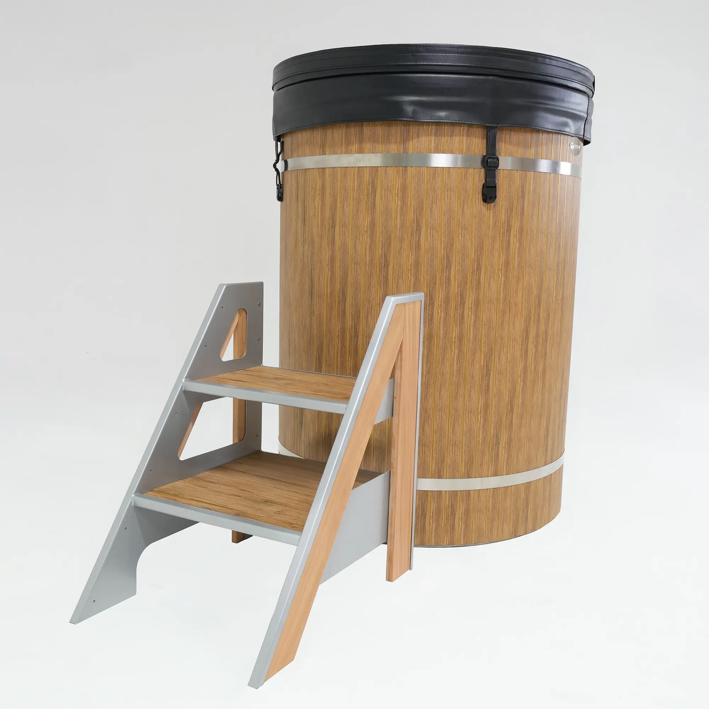 Summit Barrel Cold Plunge Tub + Chiller Bundle